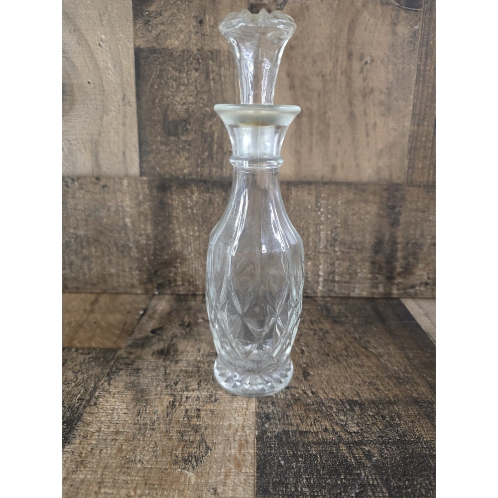 VTG 1970's Clear Pressed Glass Decanter‎ w/Stopper Diamond Point Starburst 8.5in